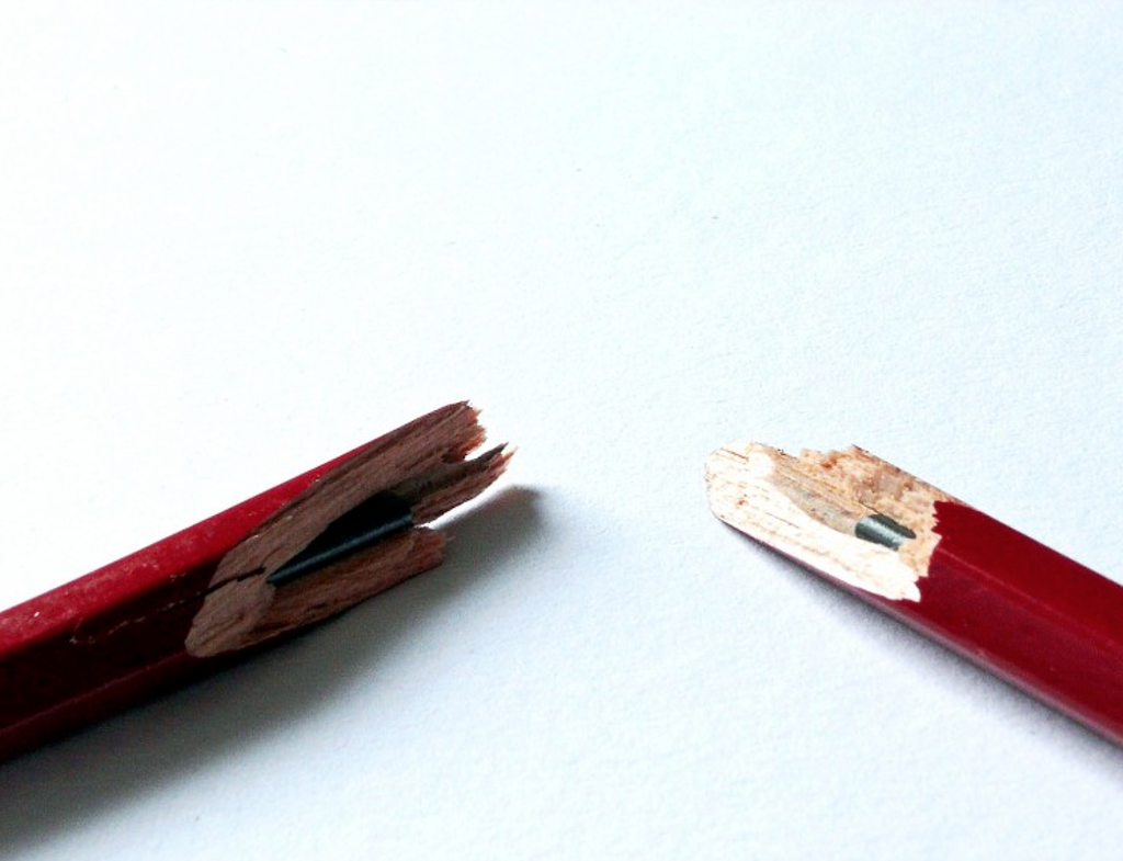 snap off の意味・例文・発音・イメージ画像 KOTOBA